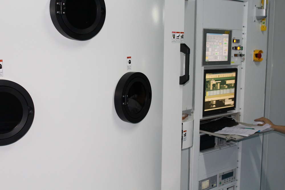 深圳市鼎鑫盛科技——光学镜片加工设备