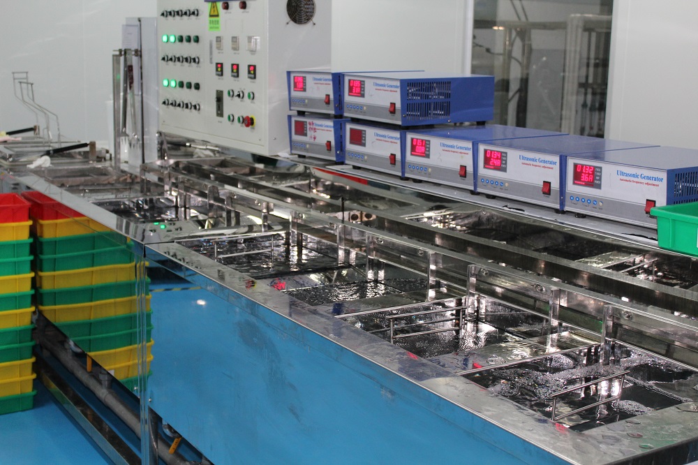 深圳市鼎鑫盛科技——光学镜片加工设备