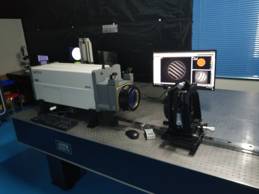 深圳市鼎鑫盛科技——光学镜片加工设备