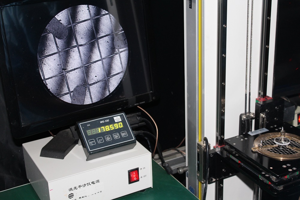 深圳市鼎鑫盛科技——光学镜片加工设备